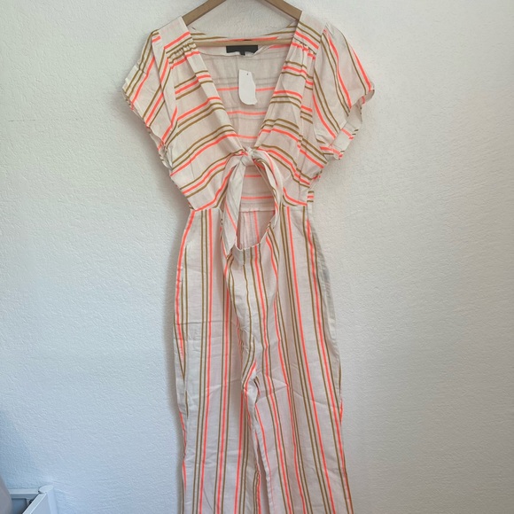 Kendal and Kylie striped cutout jumpsuit - Picture 3 of 8